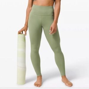 LuluLemon Willow Green Align Leggings 25” (WORN A FEW TIMES)